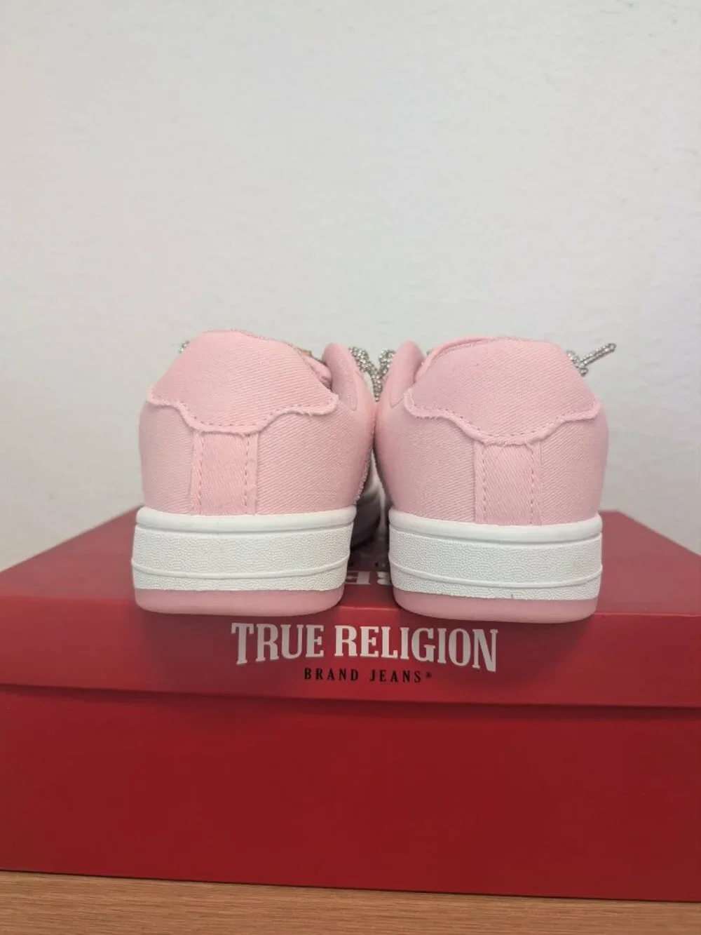 True Religion Allison Sneaker Size 12 Girls - O